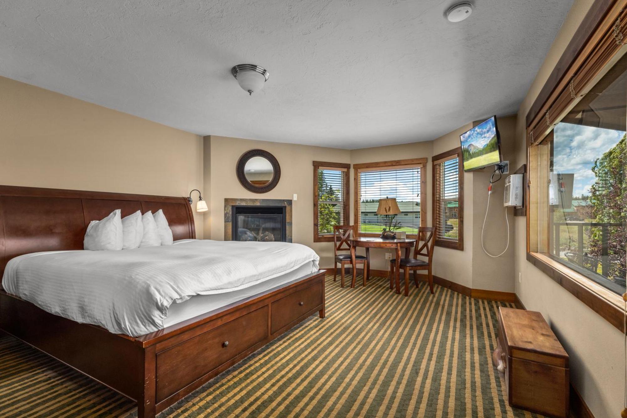 Duck Inn Lodge Whitefish Exterior photo